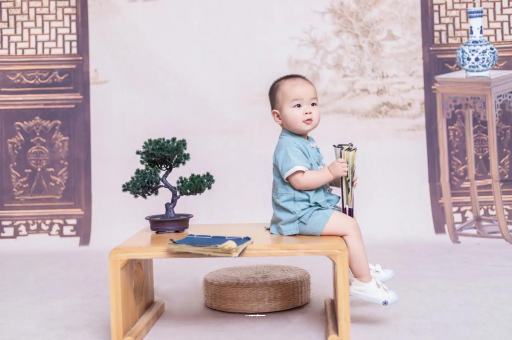 松原孕妇尖肚子和圆肚子